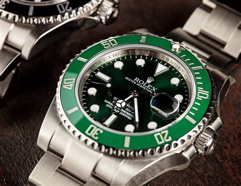 rolex gmt master or submariner